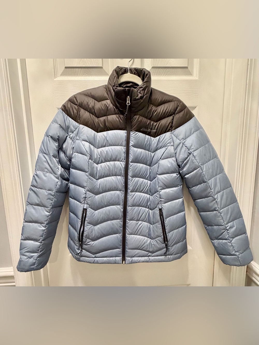 Eddie Bauer Women’s 2-Tone Down Puffer Jacket Small